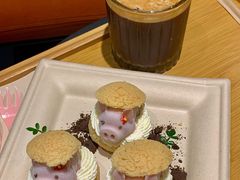 三只小猪-UMe·玖觅(曲江店)