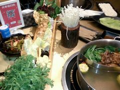 吊龙-手选潮汕鲜活牛肉火锅(二七广场店)