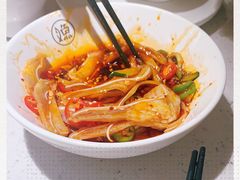 -江渔儿酸菜鱼·拔草餐厅(虎门君乐汇店)