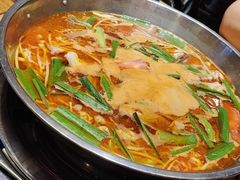 -快活林酸汤鱼鲜品火锅店(甲秀楼店)