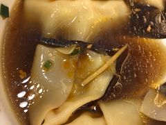 红汤辣馄饨-笑来喜馄饨小笼工坊店(湖滨街店)