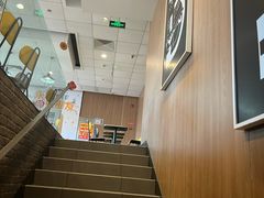 -麦当劳(杨林得来速店)