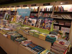 店内环境-商务印书馆(铜锣湾图书中心店)