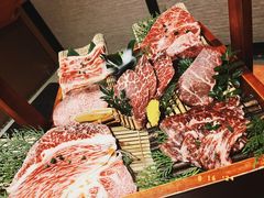 -山川小町·极番烧肉(新地假日广场店)