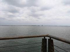 -上海滴水湖皇冠假日酒店