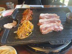 -Dombe豚(黑猪肉街店)