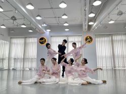 -深舞形体民族舞蹈工作室