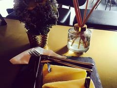 -UNI UNI(环亚凯瑟琳店)