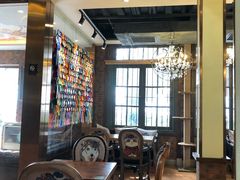 -more than meow吴止猫主题餐厅(承德 中船汇店)