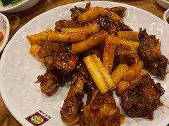 辣猪蹄-喇喇排骨火锅·传统韩式脊骨汤(望京西园总店)