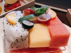 -广州中心皇冠假日酒店·汇点大堂吧