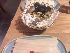 -礼舍·和牛火锅·烤肉·料理餐厅(华茂店)