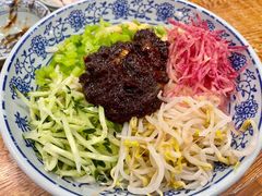 老北京炸酱面-门框胡同百年卤煮(新街口店)