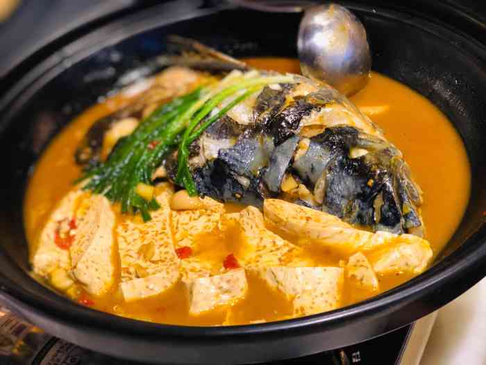 莘府·老豆腐鱼头(华元欢乐城店)-"周末约小姐妹吃饭,出门时间不早了