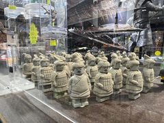-信和中心