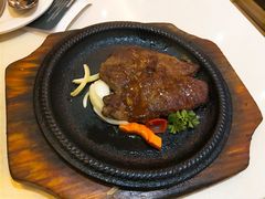 牛排-悦橙烤肉海鲜自助(中央大街店)