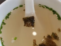 -鸿兴面馆馄饨小笼(稻香店)