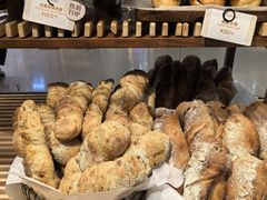-CARINO BAKERY&CAFE(人广来福士店)