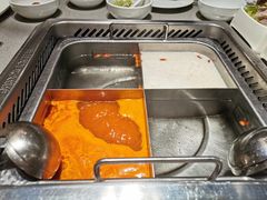 -海底捞火锅(金山百联店)