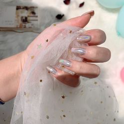 -雪奈传统美甲美睫