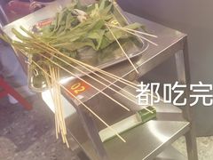 -钢管厂五区小郡肝串串香(滨江店)