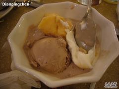 冰激淋-亮马河饭店翠雅咖啡厅