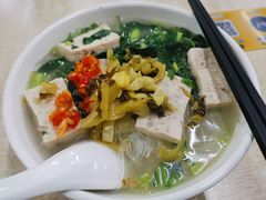 -华记原味汤粉王(海湾分店)