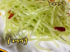 -超越海鲜屋(飞龙物业店)
