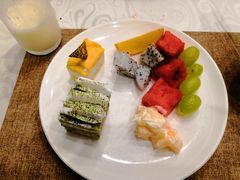 -东方豪景花园酒店·怡景旋转餐厅