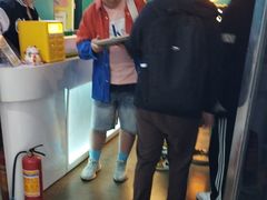 -荒岛实景沉浸密室(江汉路1店)