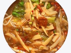 -卓雅桂林米粉