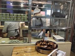 面包甜点陈列柜-惠爱餐厅