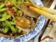 -江城燕子大排档(江汉路步行街店)