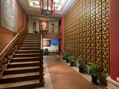 -梅龙镇酒家(南京西路总店)