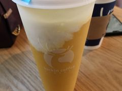 -luckincoffee瑞幸咖啡(香港名店街店)