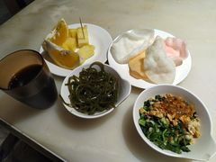 -小骨煲金华砂锅(转塘金街美地店)