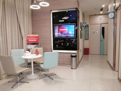 -维乐口腔(美维云门诊陆家嘴店)