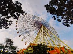 -七彩云南欢乐世界