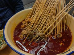 -拈签一笑黄牛肉辣卤串串