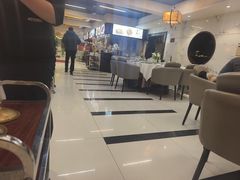 -胡记饭店(保工街店)