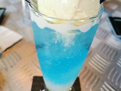 -穹六人间 people 6(岳阳路店)