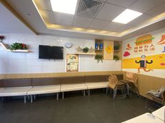 大堂-华莱士·全鸡汉堡(五爱道店)