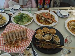 -覃记海鲜美食餐厅