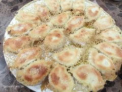 -周家大连水饺(美专校街店)