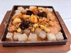 -品海楼·大连海胆锅贴馆(东港店)