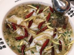 -渔语鱼新川菜Bistro(万象天地店)