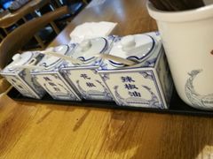-鑫花溪牛肉米粉(人民广场店)