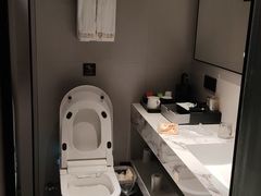 -万泊酒店(长沙五一广场国金中心店)