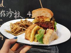 -HELLO 27 意面·沙拉·帕尼尼