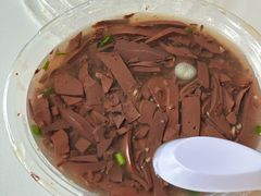 猪血汤-周阿姨小吃店